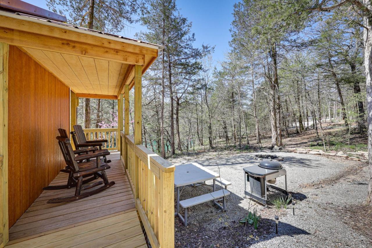 Cliffside Eureka Springs Cabin With Beaver Lake View Exterior photo